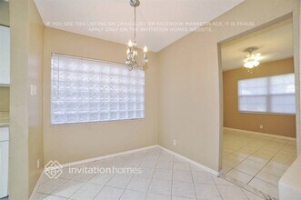 2213 Boxwood Way in Brandon, FL - Building Photo - Building Photo