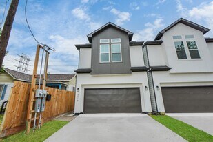 5516 Hardy St in Houston, TX - Building Photo