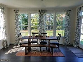53 Liberty Knolls Dr in Stafford, VA - Building Photo - Building Photo