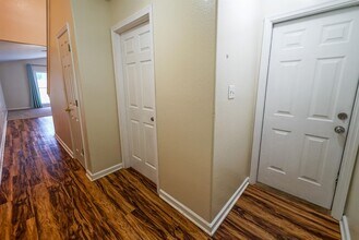 2143 Delta Way in Tallahassee, FL - Building Photo - Building Photo