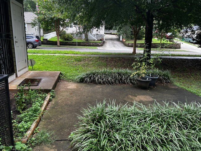 828 E 16th St in Charlotte, NC - Building Photo - Building Photo