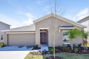 127 Cascade Bend Dr in Ruskin, FL - Building Photo