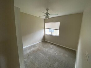 744 Hillcrest Dr in Davenport, FL - Building Photo - Building Photo
