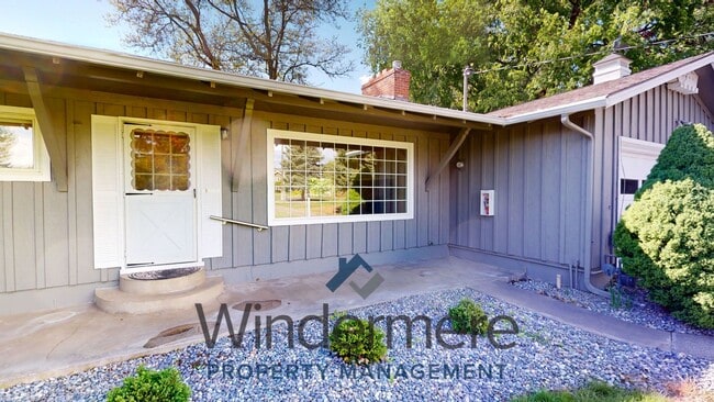 2544 Kendall Rd in Walla Walla, WA - Foto de edificio - Building Photo