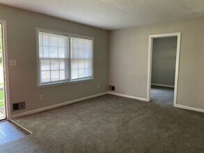 1992 Wellborn Rd in Lithonia, GA - Building Photo - Building Photo