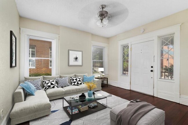 property at 1614 Jefferson St