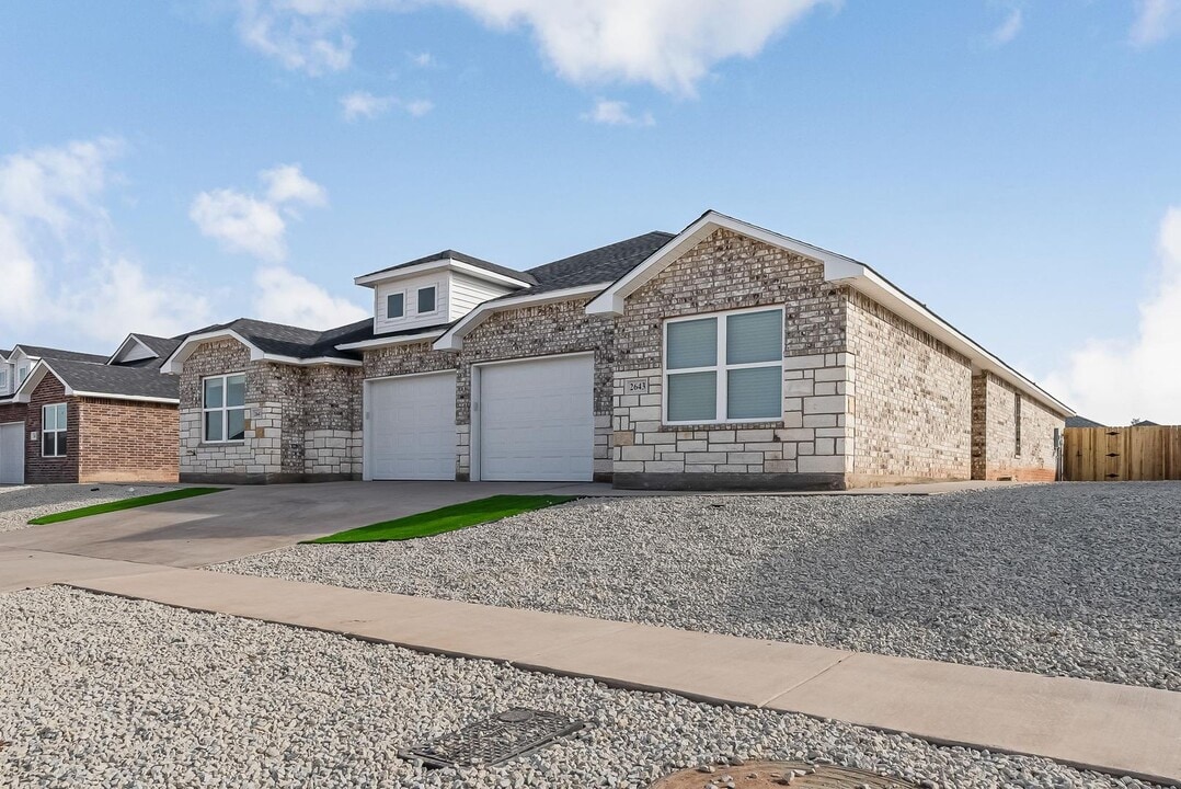 1324 E 96th St in Odessa, TX - Building Photo
