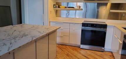 87 Peachtree St SW, Unit 205 in Atlanta, GA - Building Photo - Building Photo