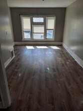 257 W Utica St, Unit 3 in Buffalo, NY - Building Photo - Building Photo