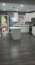 416 Division Ave NE, Unit Beautiful Renovated 3bed in Washington, DC - Foto de edificio - Building Photo