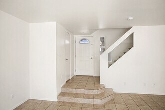 10158 Grape Ivy Ct in Las Vegas, NV - Building Photo - Building Photo