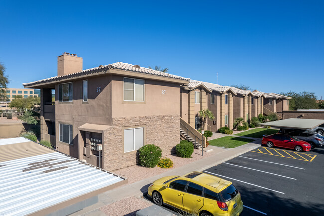 The Plaza Residences in Scottsdale, AZ - Building Photo - Building Photo