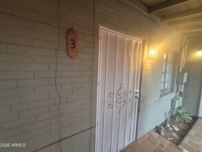 602 E San Juan Ave in Phoenix, AZ - Foto de edificio - Building Photo