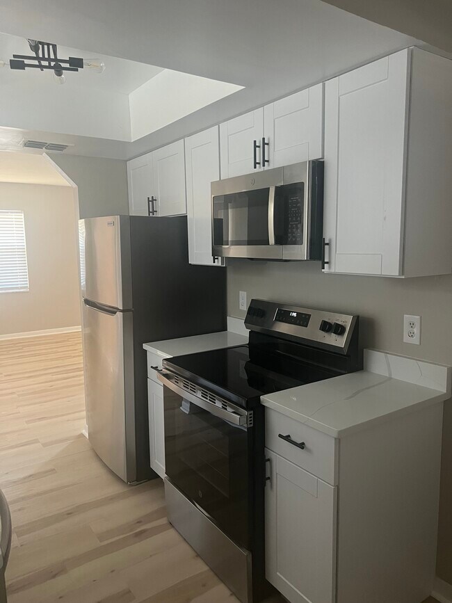 1769 Fairview Shores Dr in Orlando, FL - Building Photo - Building Photo