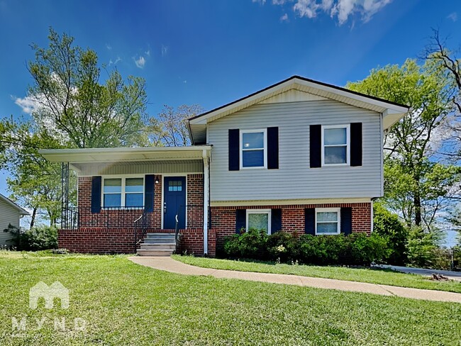 property at 2822 Micmac Dr