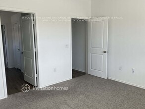 10537 Steinbeck Dr in Austin, TX - Foto de edificio - Building Photo