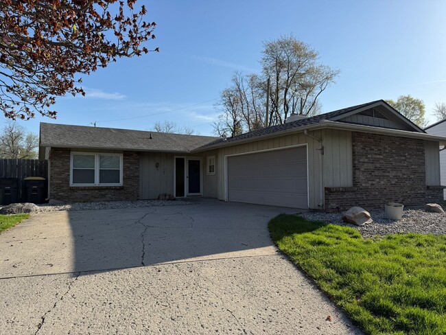 5107 Martinique Rd in Fort Wayne, IN - Building Photo - Building Photo