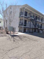 1643 Moore Ave in Pueblo, CO - Building Photo