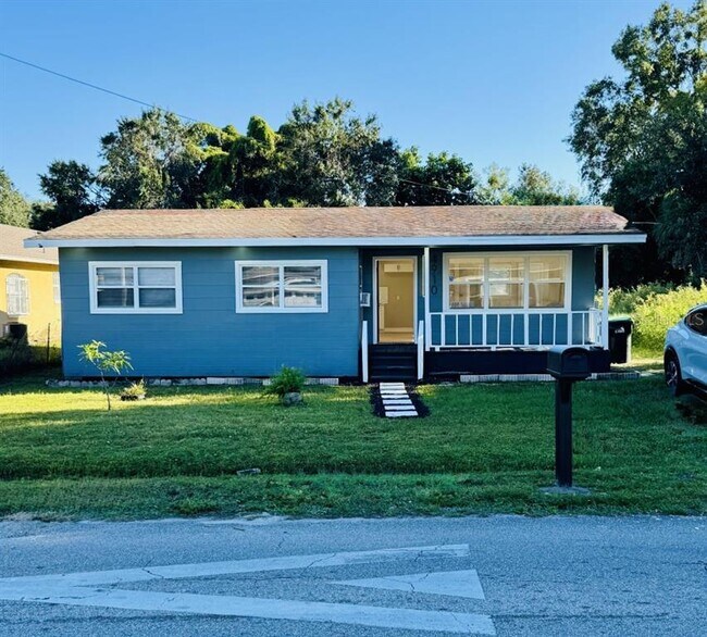 4910 Huppel Ave in Orlando, FL - Building Photo - Building Photo