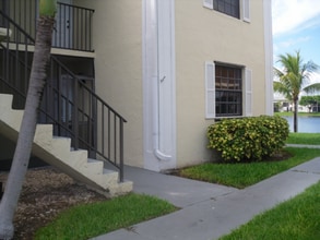 1400 Jefferson Dr in Florida City, FL - Foto de edificio - Building Photo