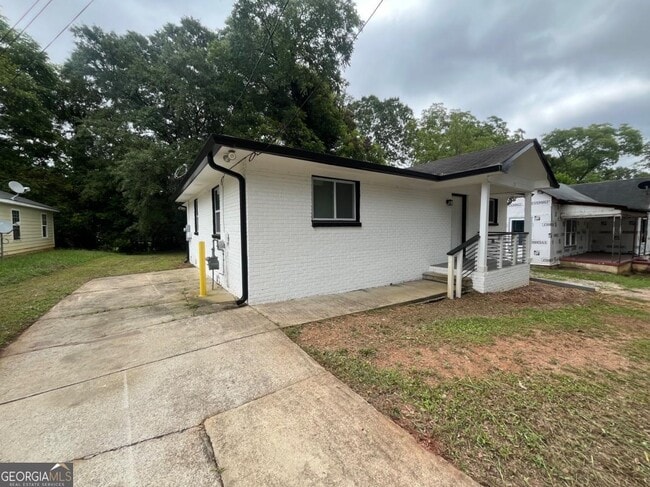 26 Ray St in Newnan, GA - Building Photo - Building Photo