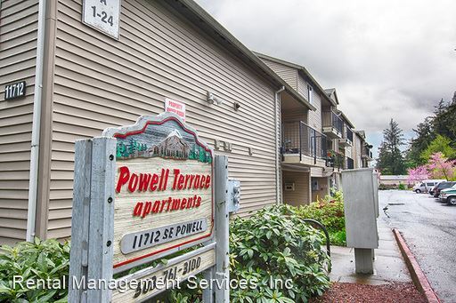11710 SE Powell Blvd in Portland, OR - Building Photo