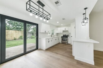 17910 Great Glen Dr in Houston, TX - Building Photo - Building Photo
