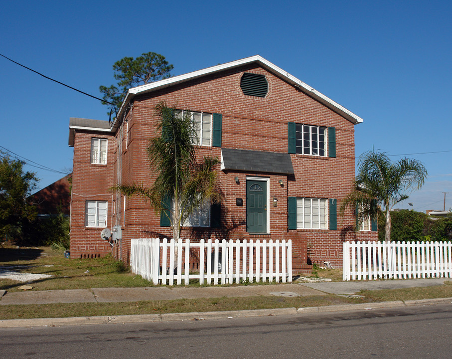 37 17th St in Atlantic Beach, FL - Building Photo