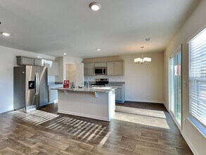 1646 Commendable Ct in Lexington, SC - Foto de edificio - Building Photo