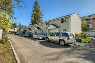 Sherman Street Apartments-LSM-099 in Portland, OR - Building Photo - Building Photo