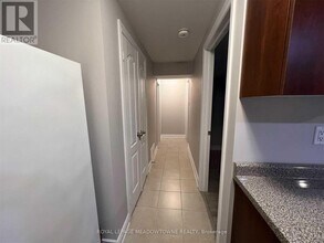 340 Tonelli Ln in Milton, ON - Building Photo - Building Photo