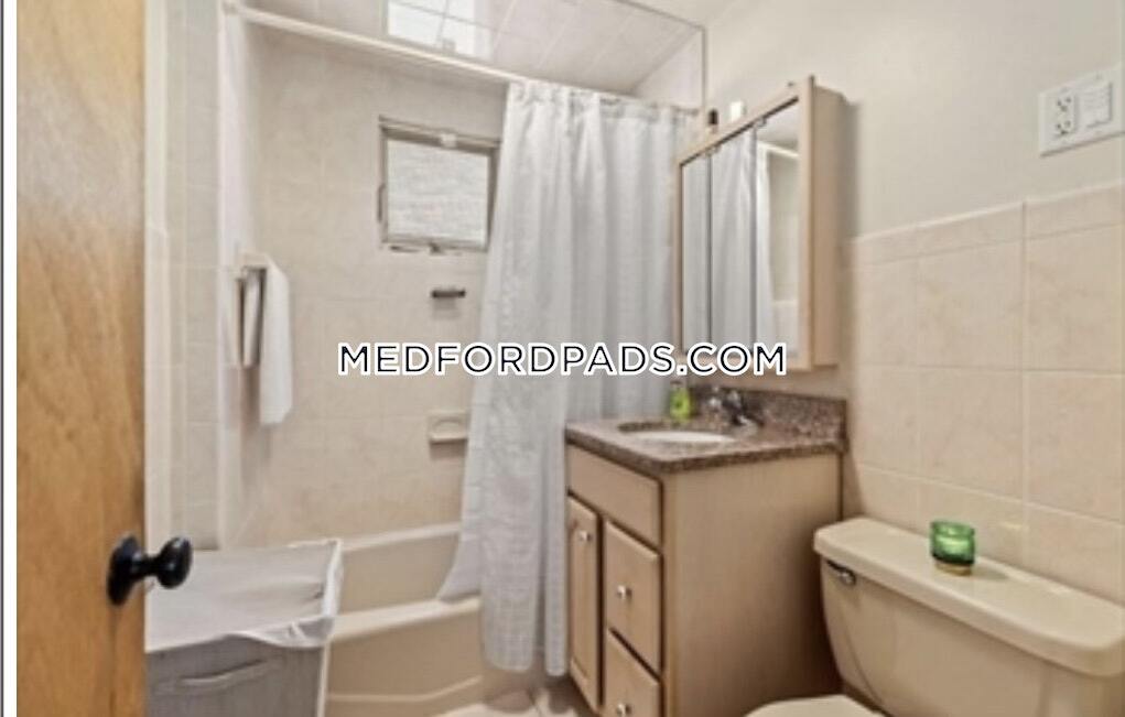 38 George St in Medford, MA - Building Photo