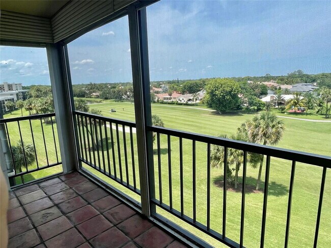 2430 DC Country Club Boulevard in Deerfield Beach, FL - Building Photo - Building Photo