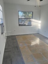 7110 Custer St in Hollywood, FL - Building Photo - Building Photo