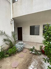 4045 W 182nd St, Unit C in Torrance, CA - Building Photo - Building Photo
