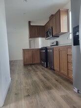 515 E Walnut St in Lodi, CA - Building Photo - Building Photo