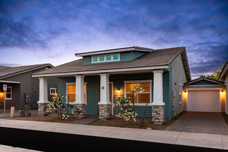 The Village at Hamilton Landing in Chandler, AZ - Foto de edificio - Building Photo