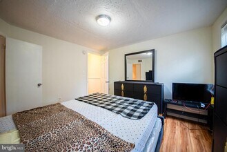 913 W Lombard St in Baltimore, MD - Building Photo - Building Photo