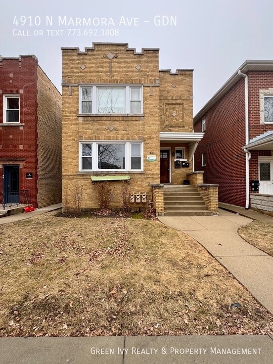 4910 N Marmora Ave in Chicago, IL - Building Photo