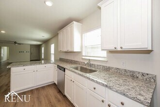 116 Somerdale Pass in Jarrell, TX - Building Photo - Building Photo