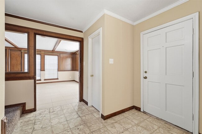 16014 Southampton Dr in Spring, TX - Building Photo - Building Photo