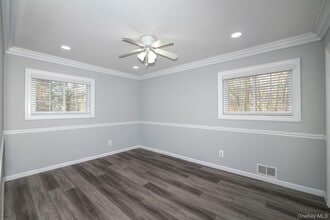 1 Presidents Dr in Port Jefferson, NY - Building Photo - Building Photo