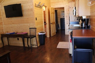 299 Willow Springs Dr, Unit SI ID1505644P in Pipe Creek, TX - Building Photo - Building Photo