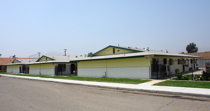 Postal Ave. Apartments in Moreno Valley, CA - Building Photo - Building Photo