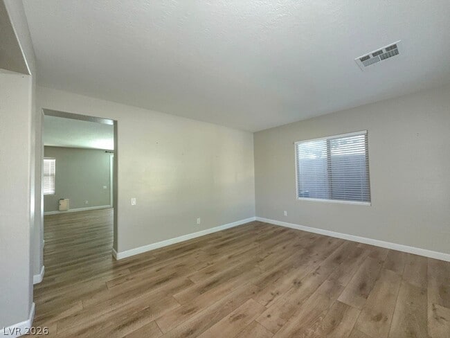 2213 Bon Papa Ct in Henderson, NV - Building Photo - Building Photo