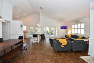 35 Andover Dr, Unit SI ID1060869P in Palm Coast, FL - Building Photo