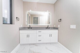 920 Washington Ave in Lehigh Acres, FL - Building Photo - Building Photo