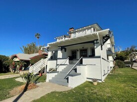 1093 E Main St in Ventura, CA - Building Photo