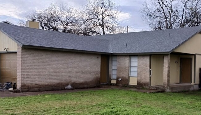 property at 805 Betsy Ross Dr