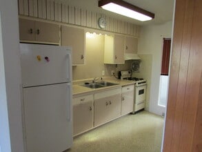 3421 N Indiana Ave, Unit 3421 N Indiana Ave Peoria in Peoria, IL - Foto de edificio - Building Photo